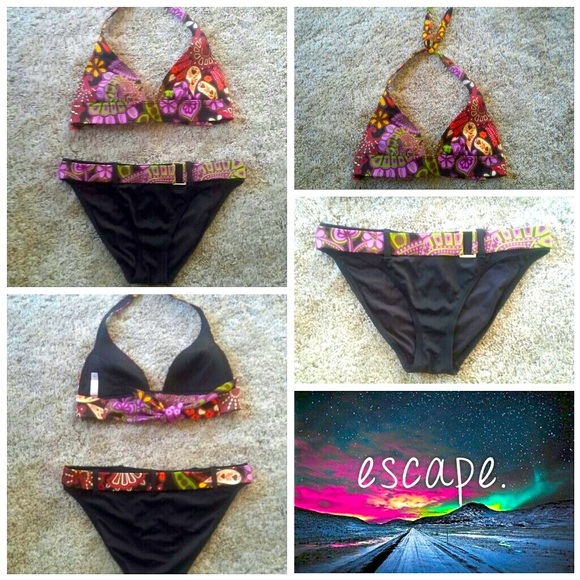 Victoria's Secret Bikini Swimsuit - Picture 1 of 1